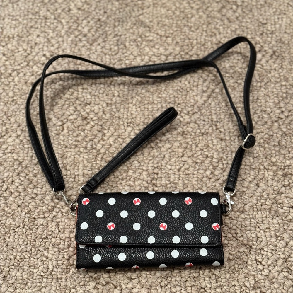 Disney Minnie Mouse crossbody wristlet wallet with crossbody strap